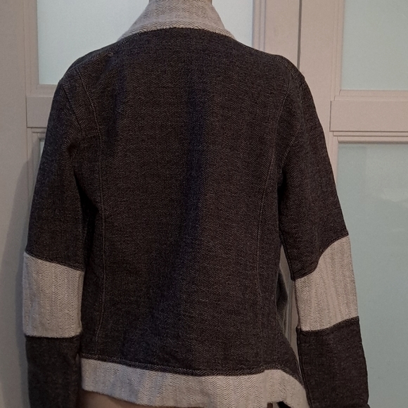 Puma athletic Activewear cardigan jacket size xs gray white - Picture 2 of 7